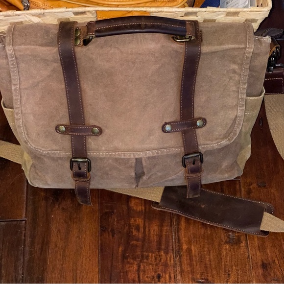 Newhey Messenger Briefcase Leather Waved  Canvas  Large 15.6" Brown - Picture 4 of 16